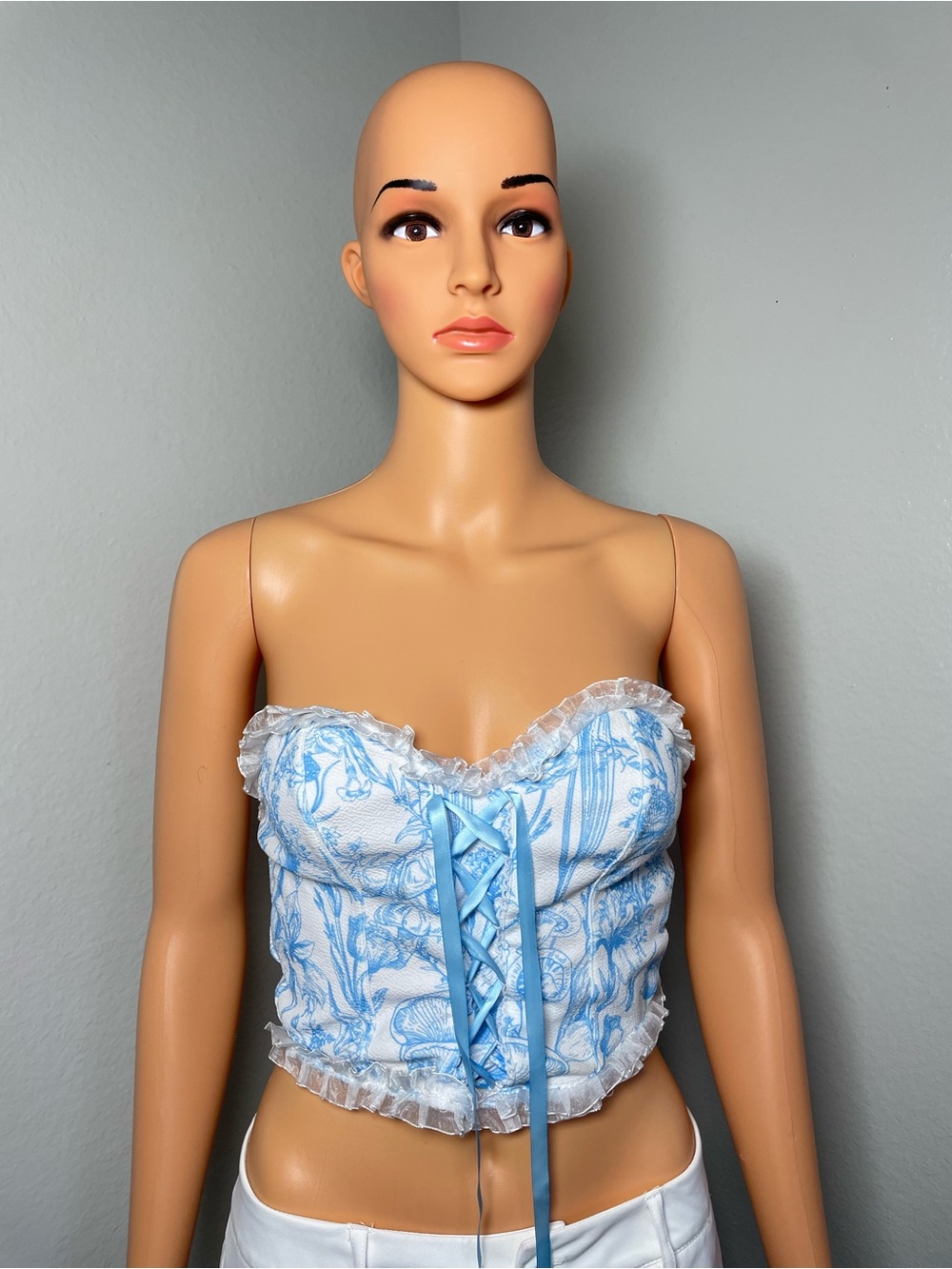 SHEIN Blue and White Floral Lace-Up Bustier Top